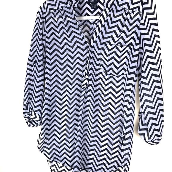 RUE 21 Chevron Sheer Blouse Sz Small - Picture 2 of 6